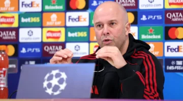 أرني سلوت يثير الجدل.. تصريح حول مساعدة باريس لليفربول في حصد الدوري الإنجليزي